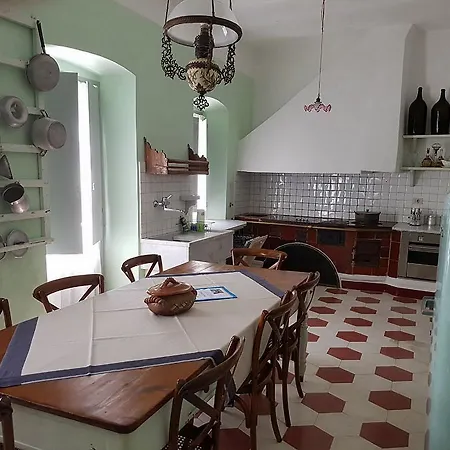 Artu Apartment Finale Ligure